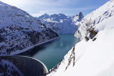 Kundala Lake